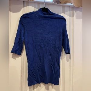 Scoop back ultra soft express turtle neck lightweight sweater one nwt one used1x